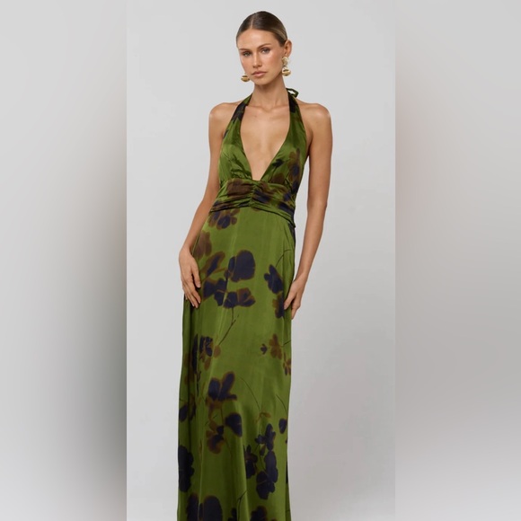 NWT RESA Chelsea maxi halter tie back detail dress in Evergreen print . XS - Picture 3 of 5